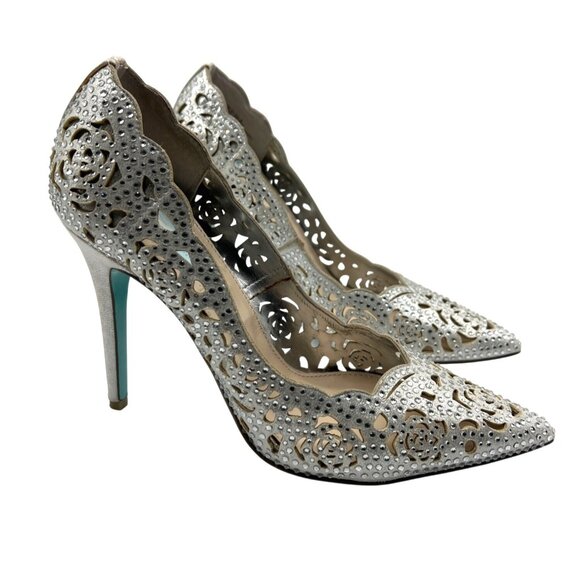 Blue by Betsey Johnson Elsa Evening Pumps White size 9 - Picture 1 of 10